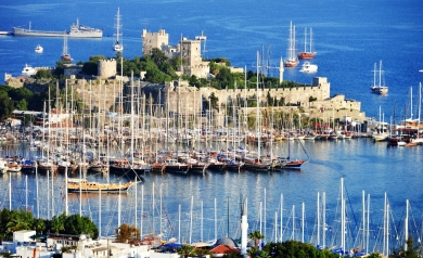 Wakacje w blasku morza Egejskiego? Tureckie kurorty